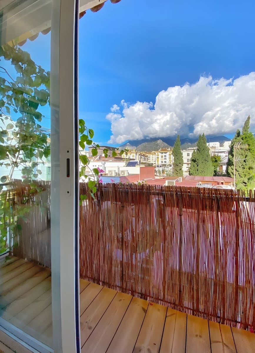 1 sypialnia Penthouse na sprzedaż w Marbella - 399 000 € (Ref: 9812050)