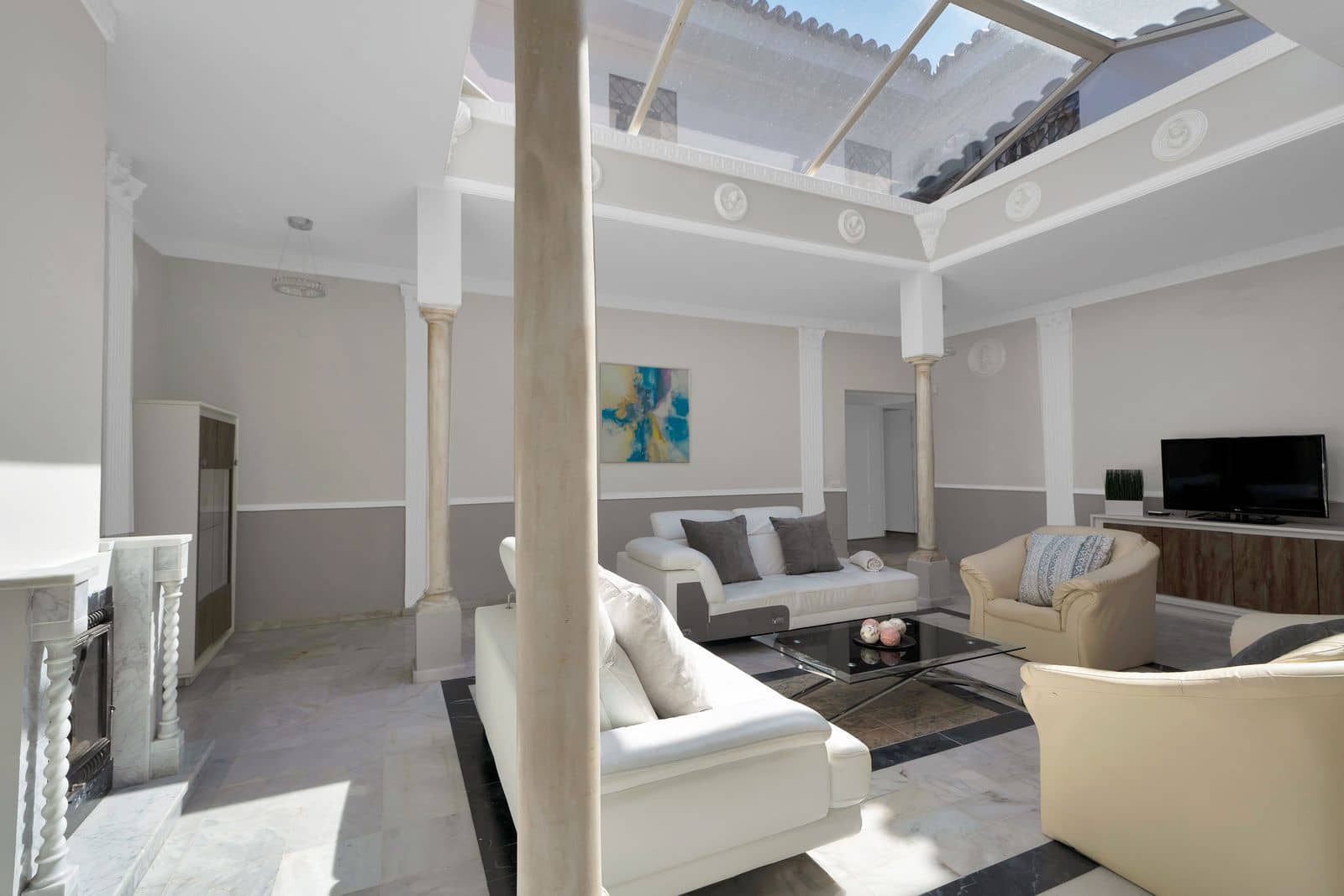 10 soverom Villa til salgs i Marbella - € 2 150 000 (Ref: 9812052)