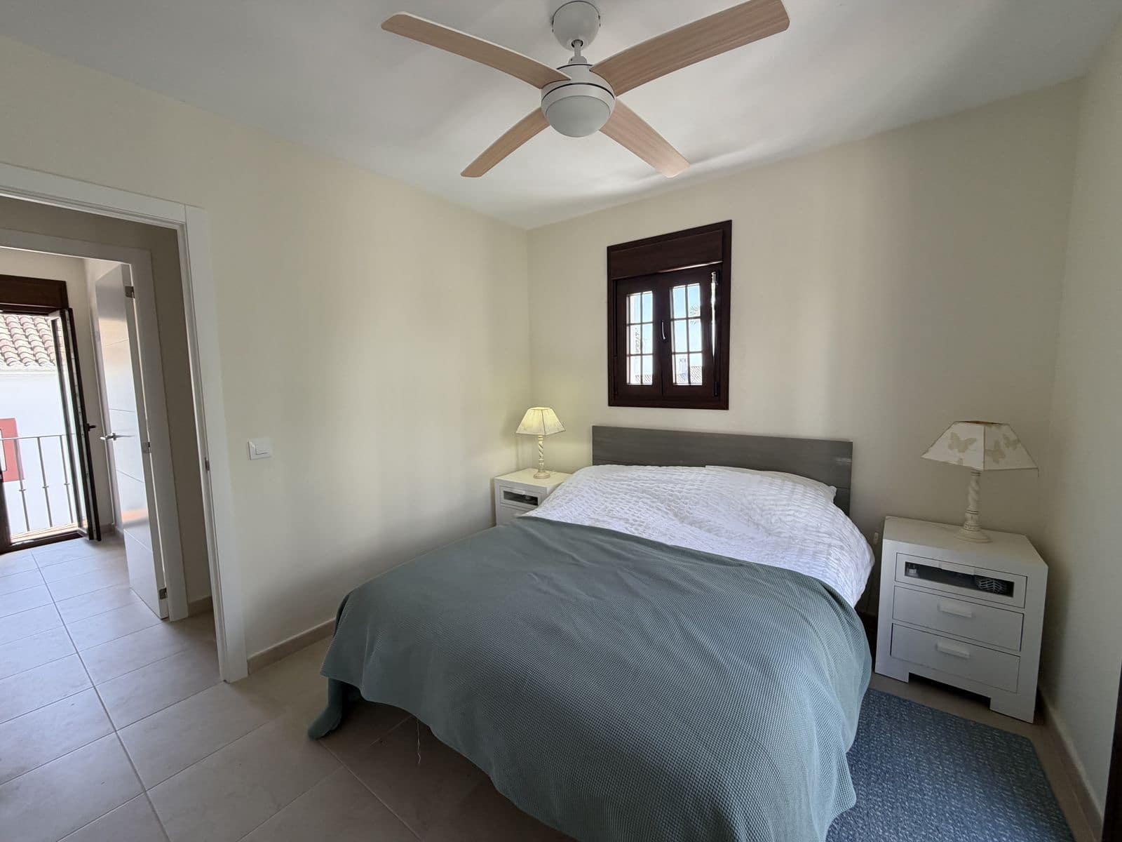 2 makuuhuone Omakotitalo myytävänä paikassa Nueva Andalucia - 460 000 € (Ref: 9812053)