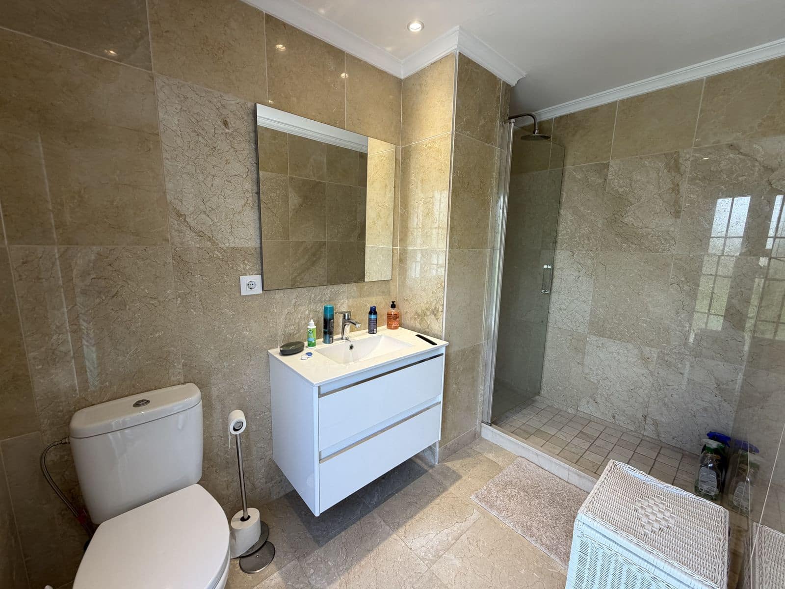 2 makuuhuone Omakotitalo myytävänä paikassa Nueva Andalucia - 460 000 € (Ref: 9812053)