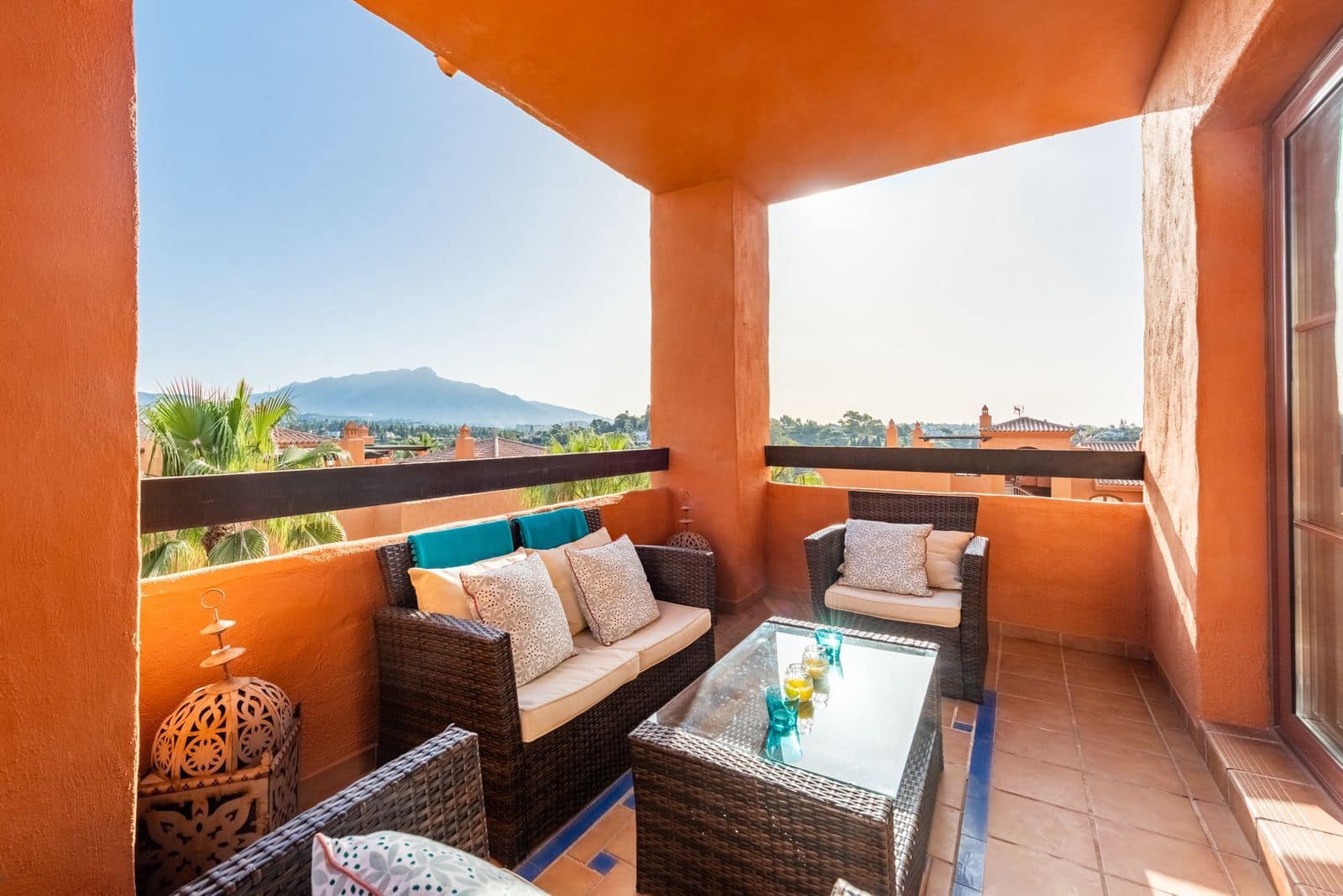 3 slaapkamer Appartement te koop in Benahavis - € 549.000 (Ref: 9812054)