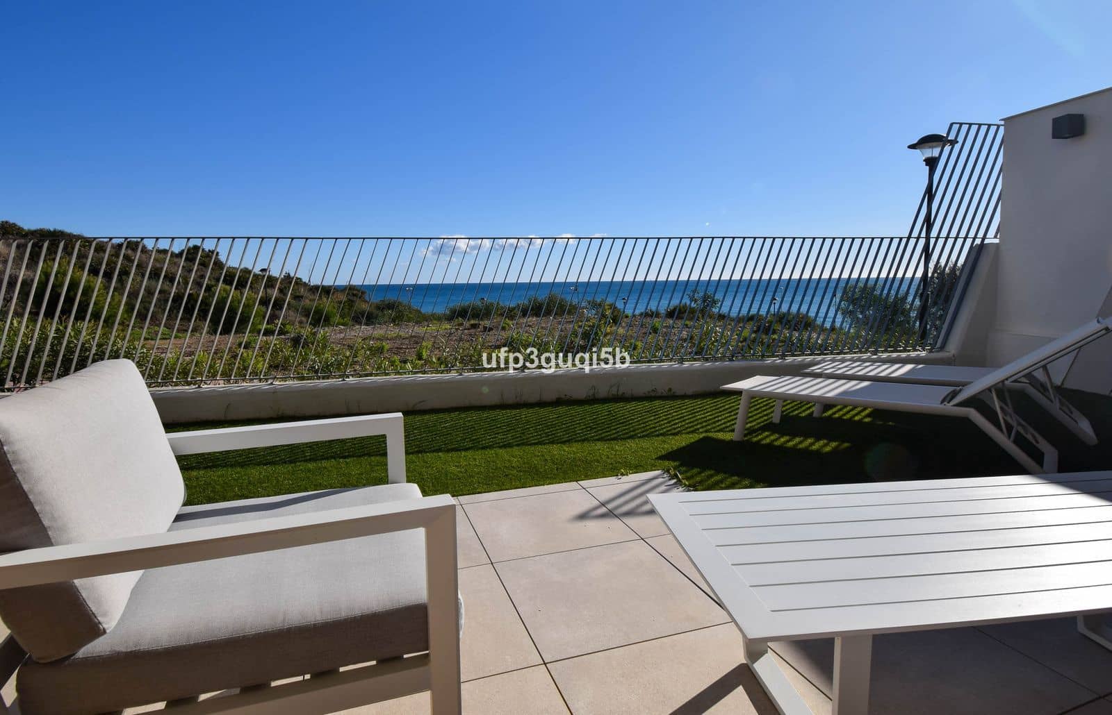 3 soveværelse Semi-Rækkehus til salg i Mijas Costa - € 1.295.000 (Ref: 9812055)