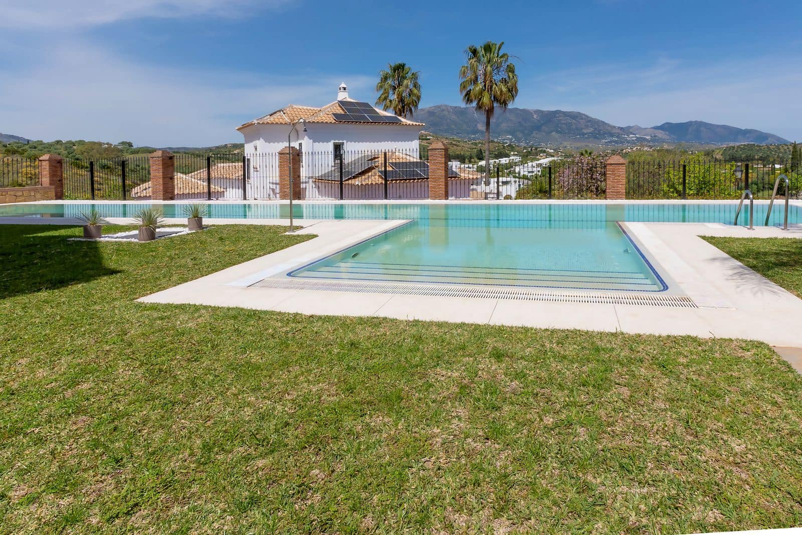 5 sypialnia Willa na sprzedaż w La Cala Golf - 1 890 000 € (Ref: 9812058)