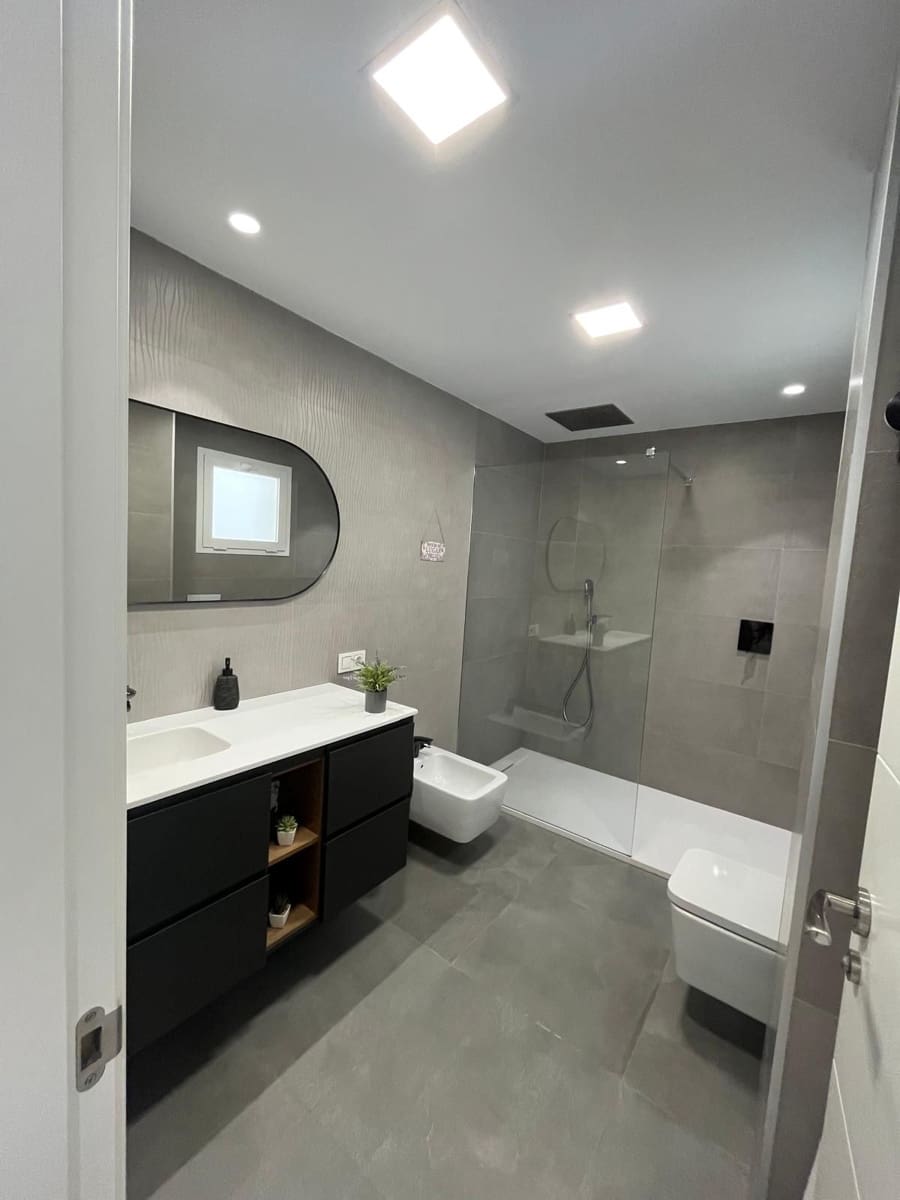 3 slaapkamer Appartement te koop in Estepona - € 465.000 (Ref: 9812061)