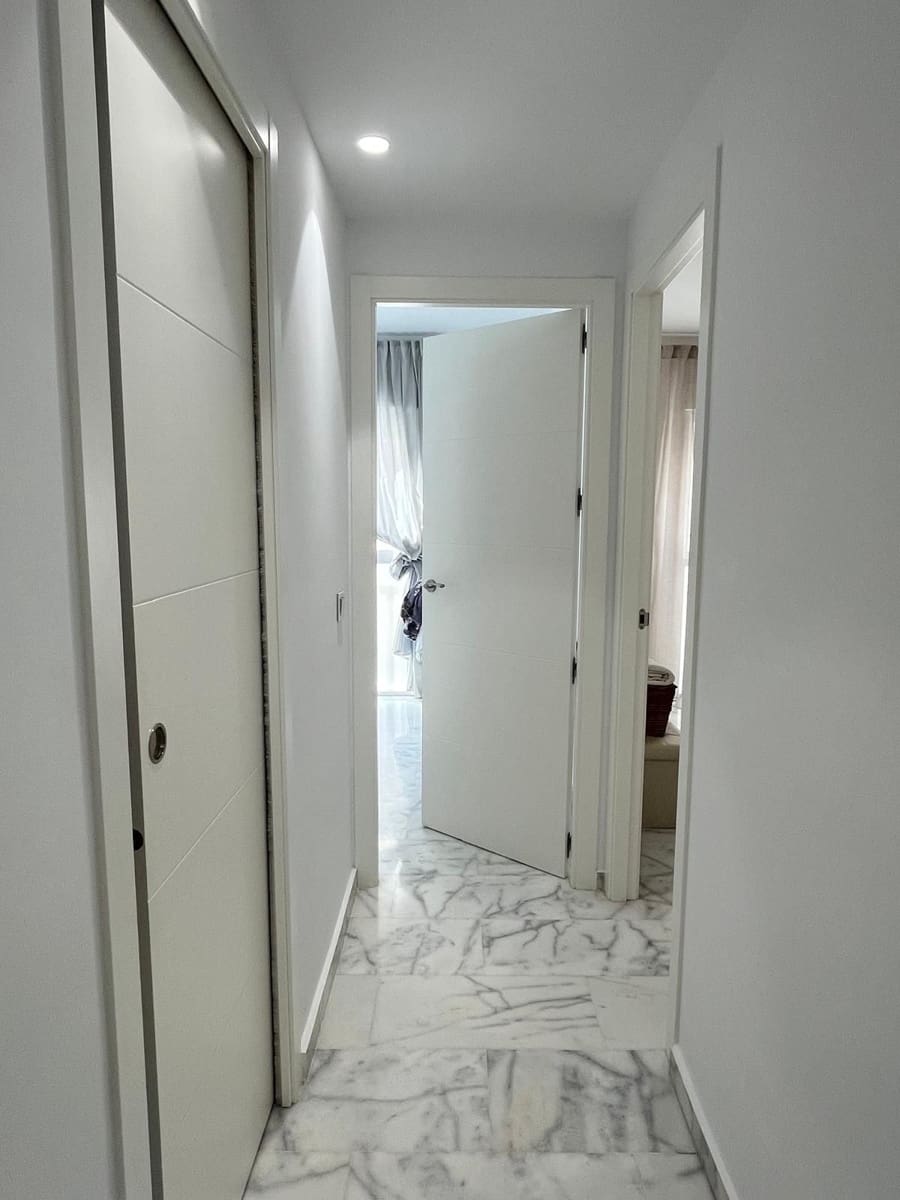 3 slaapkamer Appartement te koop in Estepona - € 465.000 (Ref: 9812061)