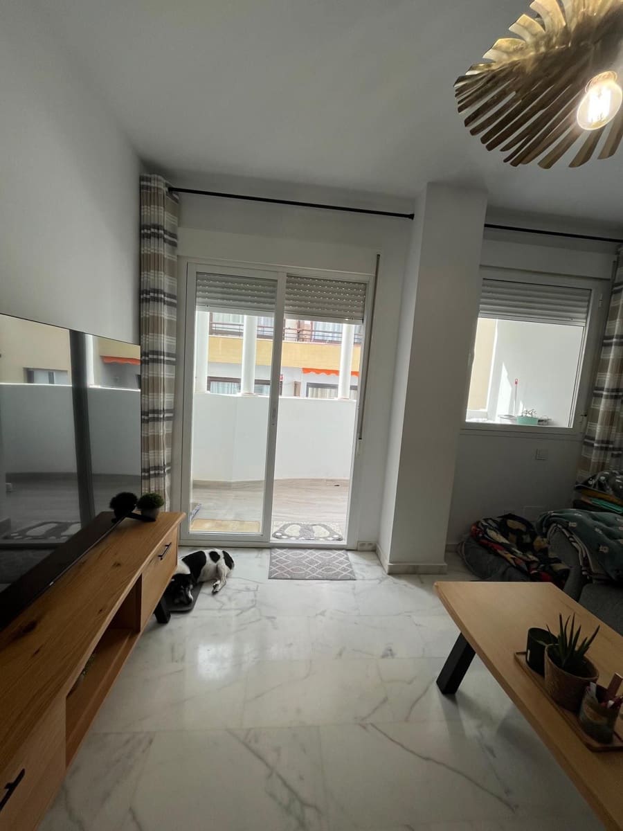 3 slaapkamer Appartement te koop in Estepona - € 465.000 (Ref: 9812061)
