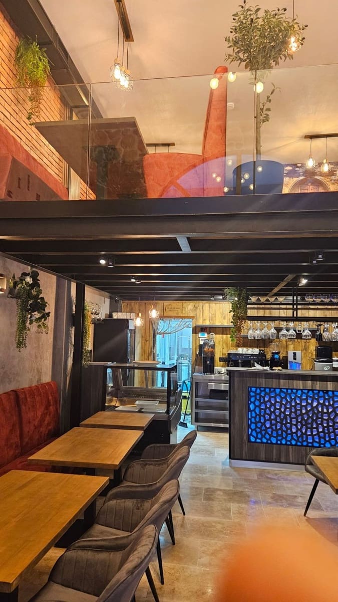1 sypialnia Restauracja lub bar na sprzedaż w Calahonda - 575 000 € (Ref: 9812062)