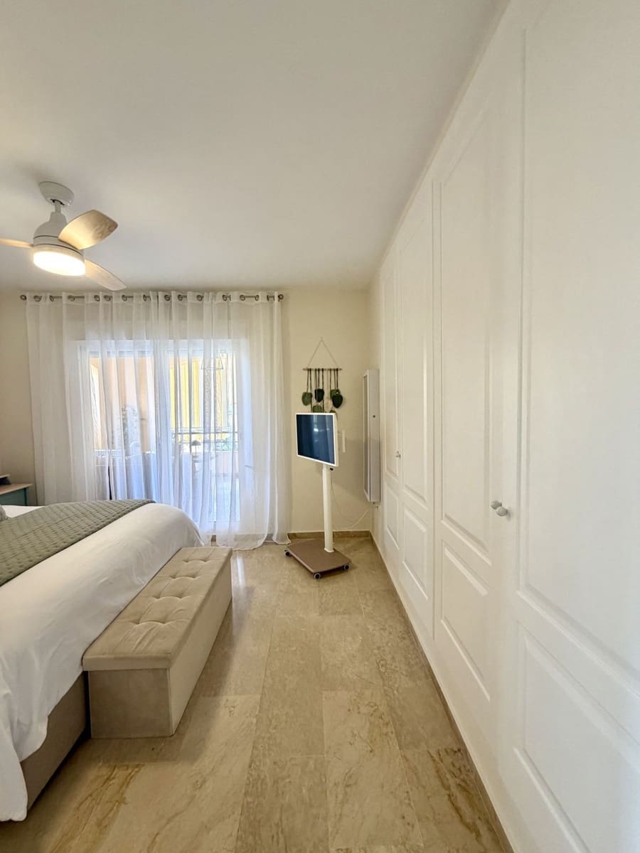 3 slaapkamer Appartement te koop in Calahonda - € 429.000 (Ref: 9812069)