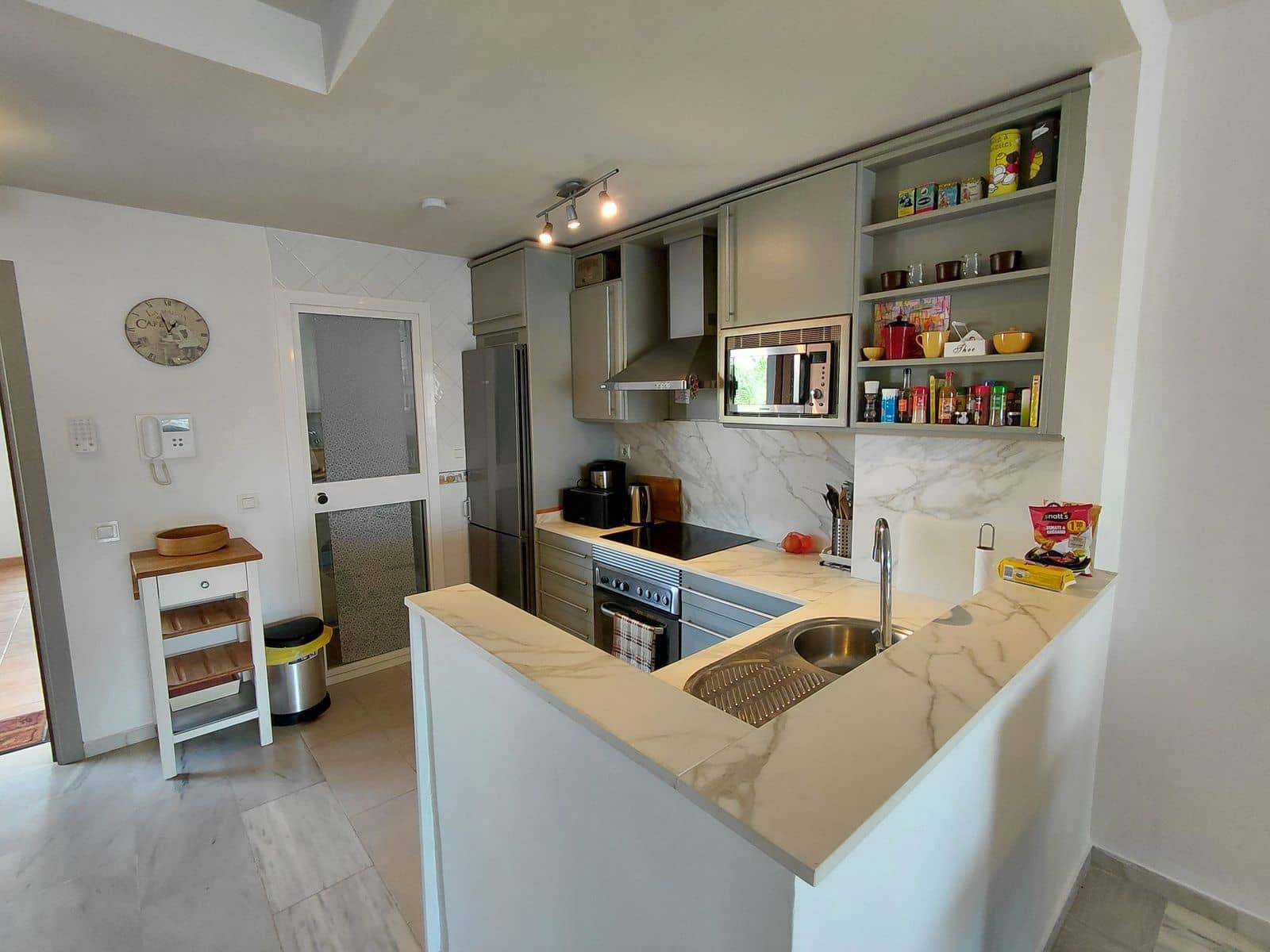 2 Zimmer Apartment zu verkaufen in Calahonda - 359.000 € (Ref: 9812072)