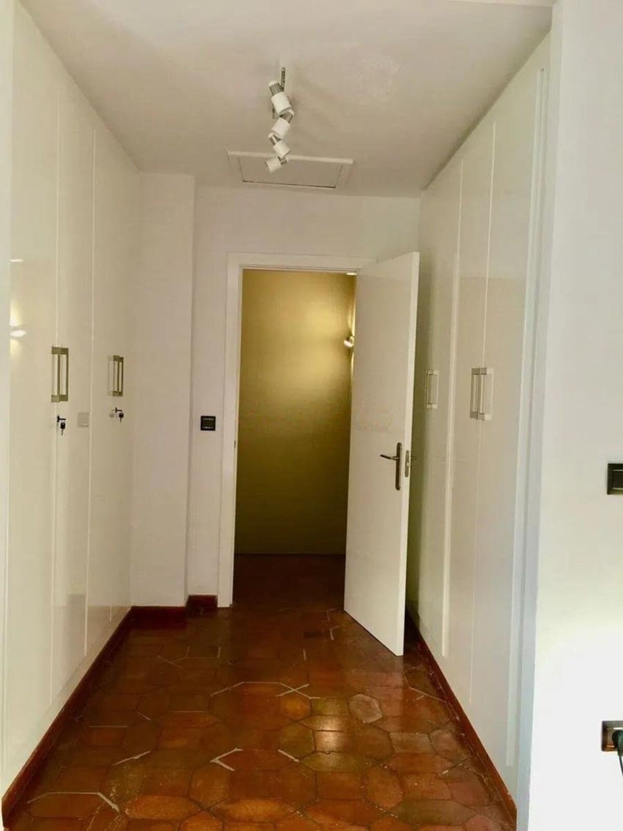 3 makuuhuone Omakotitalo myytävänä paikassa Guadalmina - 775 000 € (Ref: 9812073)