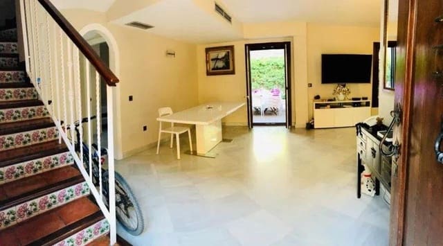 3 makuuhuone Omakotitalo myytävänä paikassa Guadalmina Baja, Marbella - 775 000 € (Ref: 9812073)