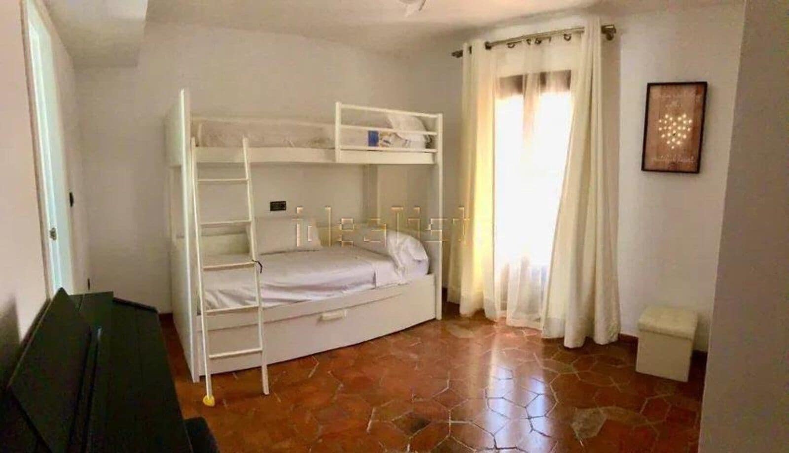 3 makuuhuone Omakotitalo myytävänä paikassa Guadalmina - 775 000 € (Ref: 9812073)