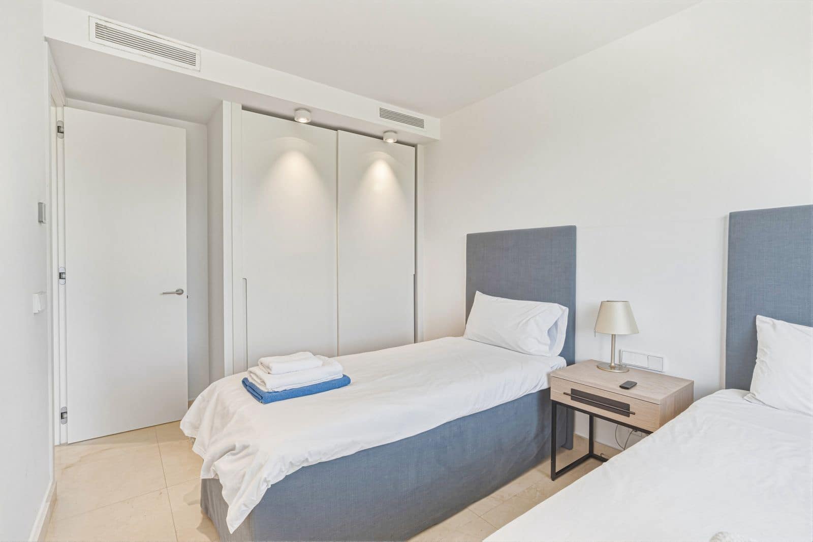 Casa de 4 habitaciones en La Cala de Mijas en venta - 1.295.000 € (Ref: 9812074)