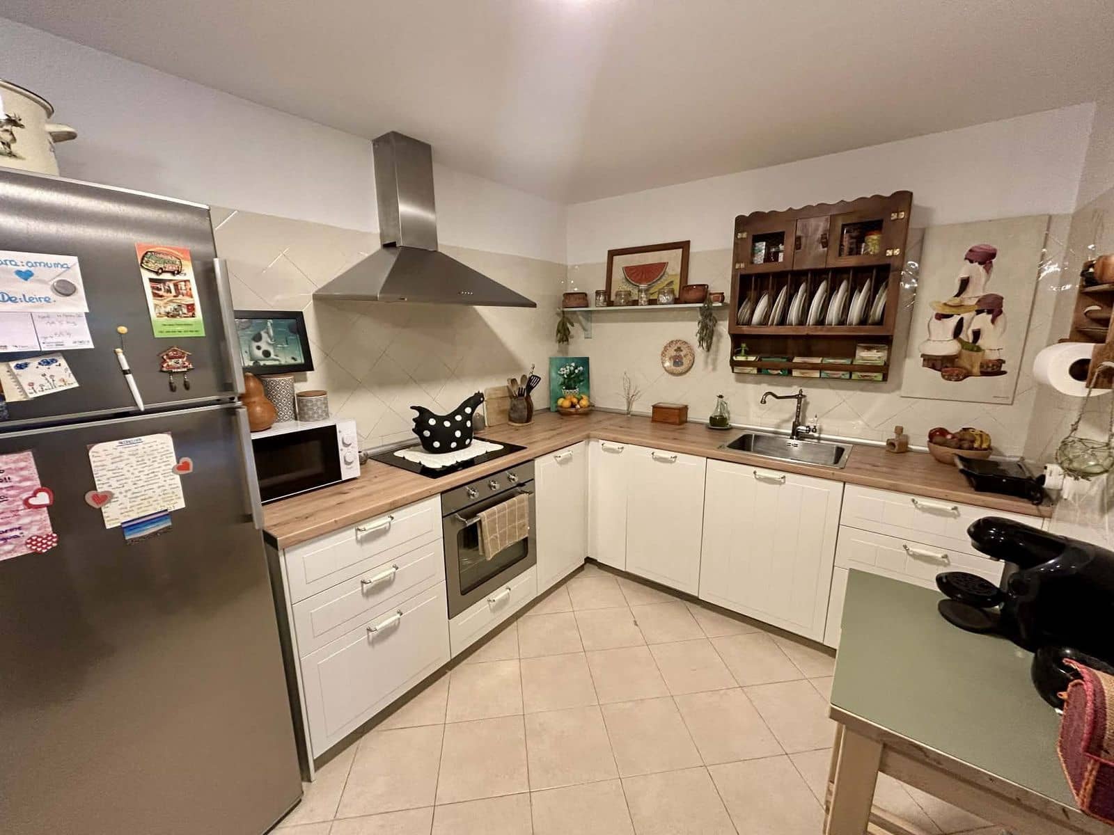 2 bedroom Apartment for sale in Elviria - € 374,000 (Ref: 9812081)