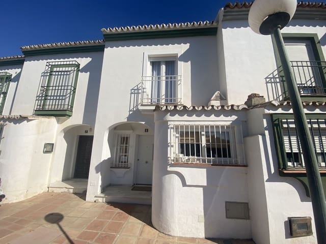 Casa de 3 habitaciones en Mijas Golf, Mijas en venta - 434.000 € (Ref: 9812086)