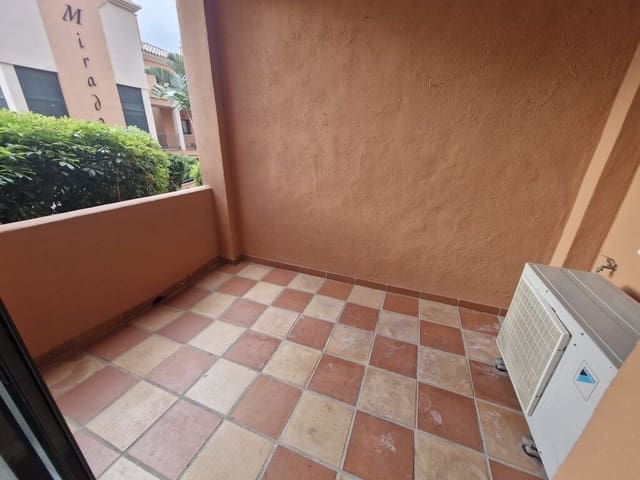 2 bedroom Apartment for sale in Elviria, Marbella - € 335,000 (Ref: 9812087)