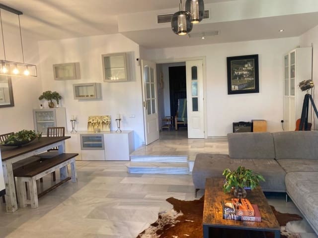 3 sypialnia Dom na sprzedaż w Guadalmina Baja, Marbella - 700 000 € (Ref: 9812088)