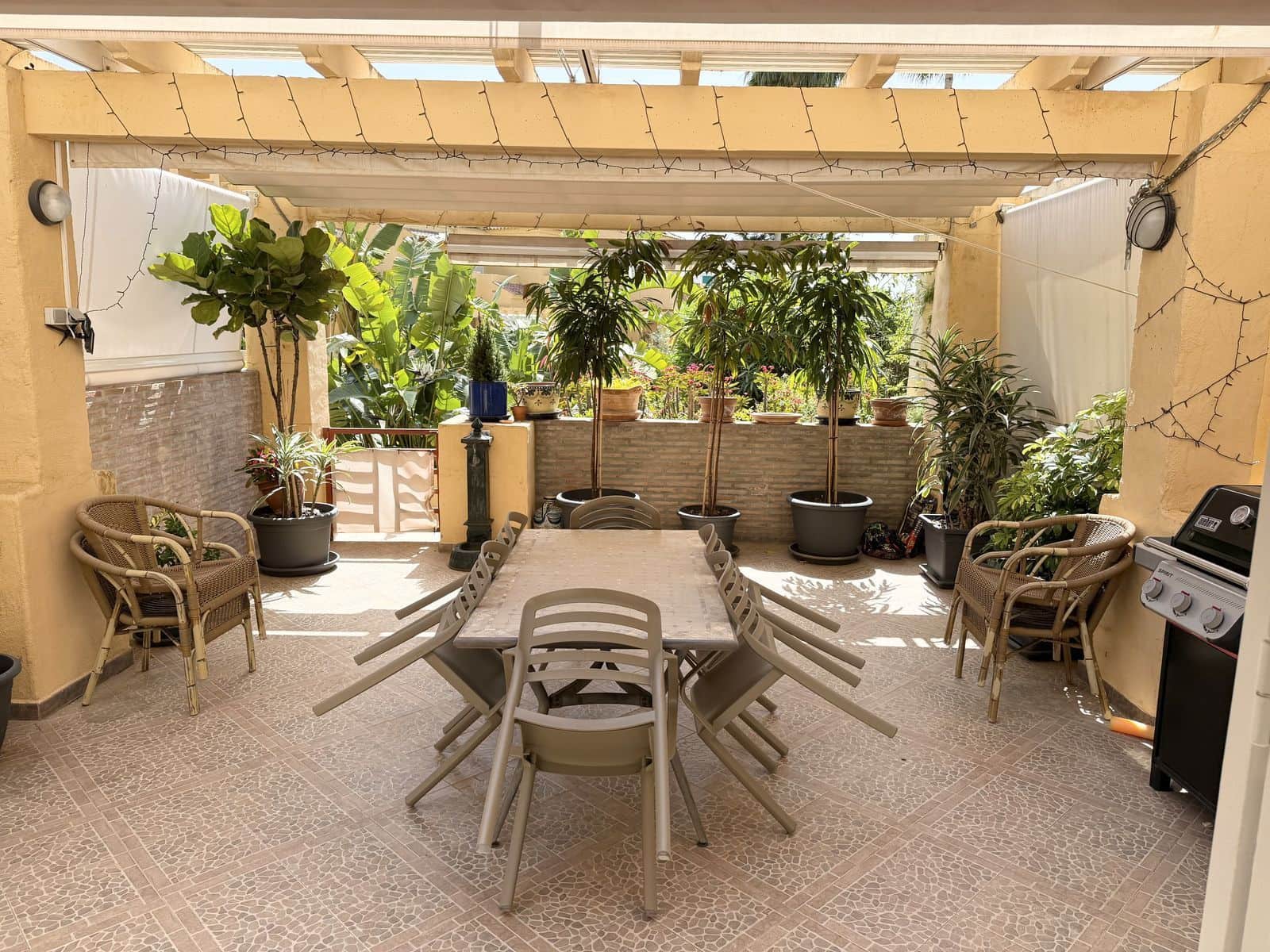 3 sovrum Villa till salu i New Golden Mile - 795 000 € (Ref: 9812091)