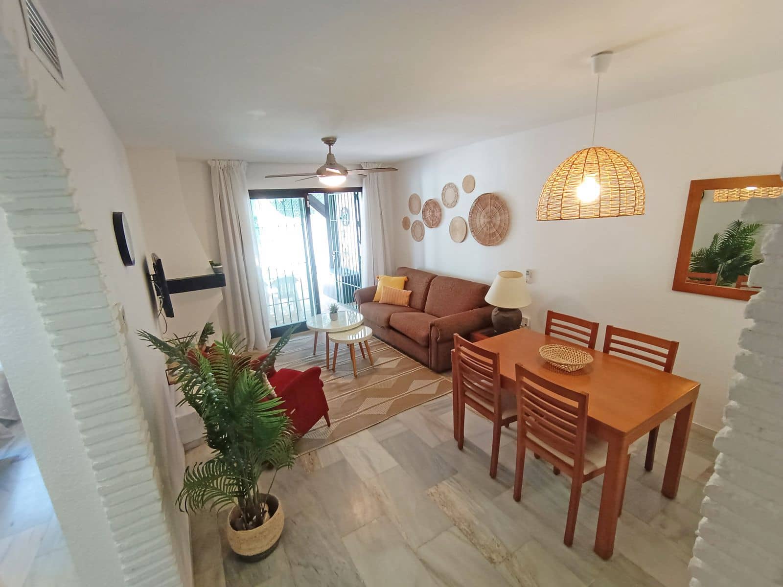 2 sovrum Lägenhet till salu i Calahonda - 280 000 € (Ref: 9812094)