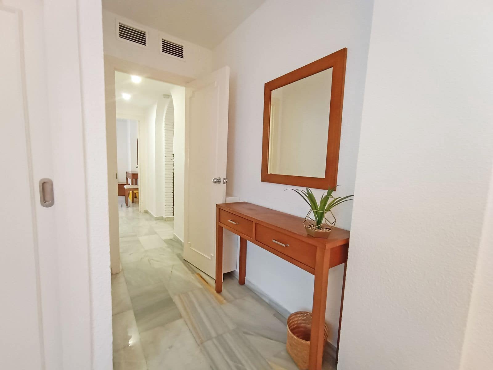 2 sovrum Lägenhet till salu i Calahonda - 280 000 € (Ref: 9812094)