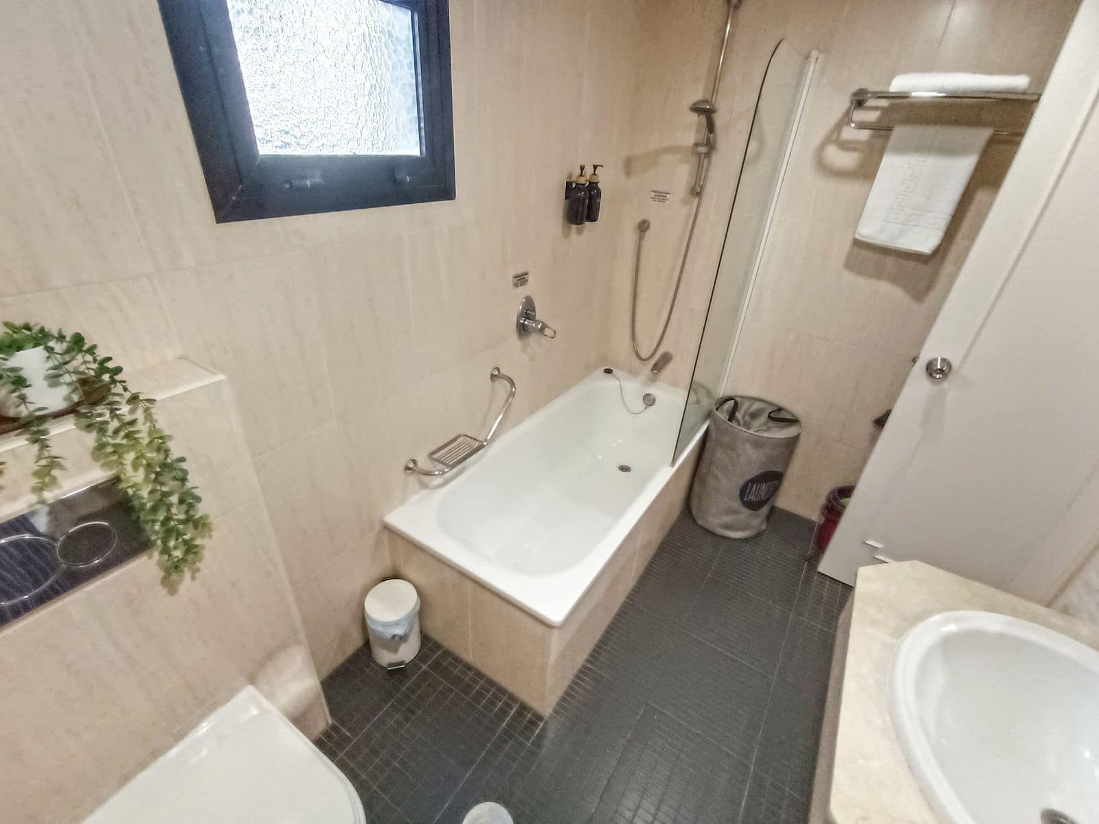 2 sovrum Lägenhet till salu i Calahonda - 280 000 € (Ref: 9812094)