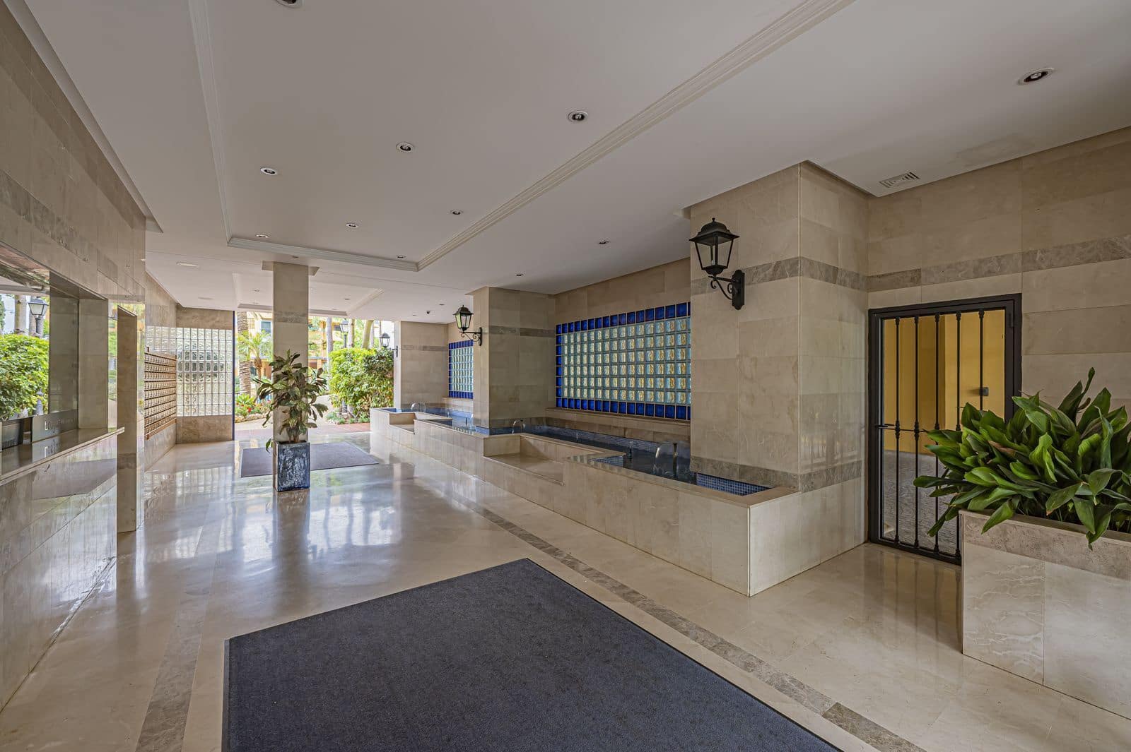 2 Zimmer Apartment zu verkaufen in San Pedro de Alcantara - 675.000 € (Ref: 9812096)