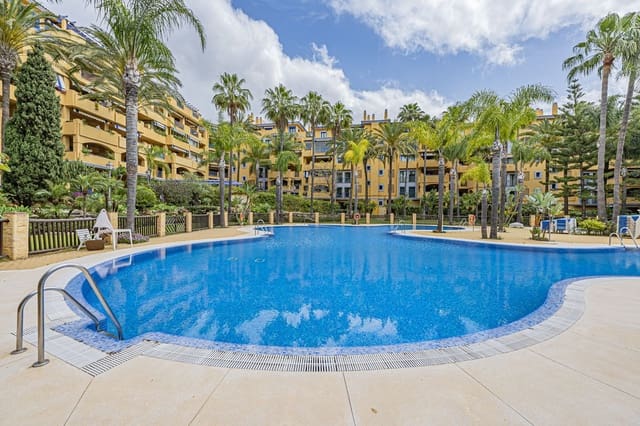 2 Zimmer Apartment zu verkaufen in San Pedro de Alcantara, Marbella - 675.000 € (Ref: 9812096)