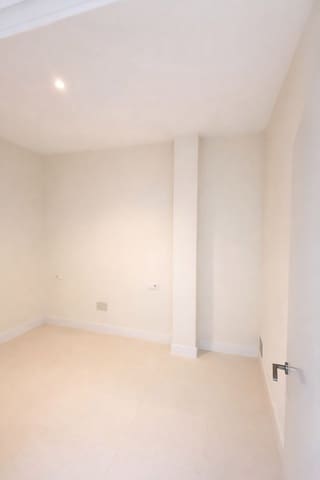 1 Zimmer Apartment zu verkaufen in Estepona - 299.000 € (Ref: 9812097)
