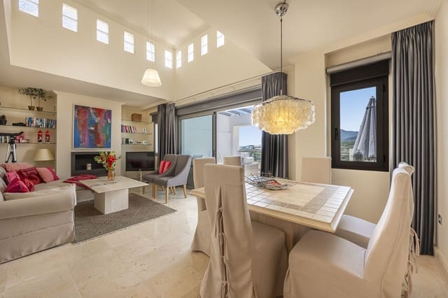 3 bedroom Penthouse for sale in Benahavís - € 975,000 (Ref: 9812099)