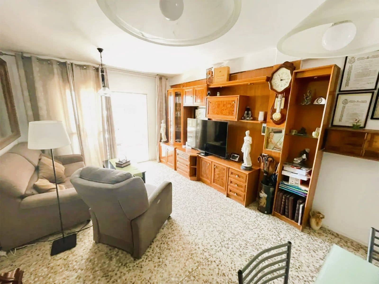 3 sovrum Lägenhet till salu i Marbella - 365 000 € (Ref: 9812103)