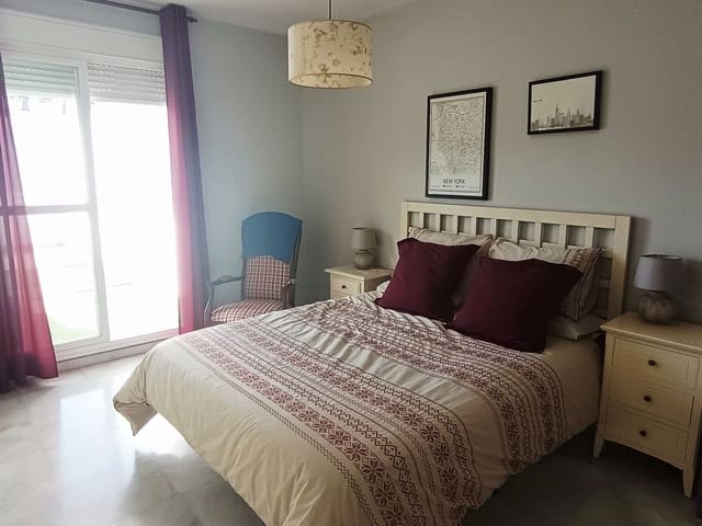 Apartamento de 2 habitaciones en Nueva Andalucia, Marbella en venta - 429.000 € (Ref: 9812105)
