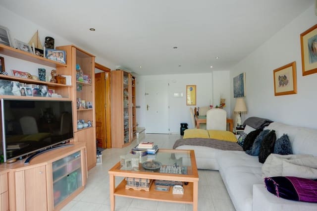 3 soveværelse Lejlighed til salg i Estepona - € 299.000 (Ref: 9812106)