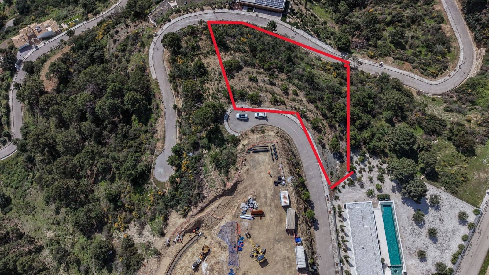 Działka budowlana na sprzedaż w Benahavis - 850 000 € (Ref: 9812110)