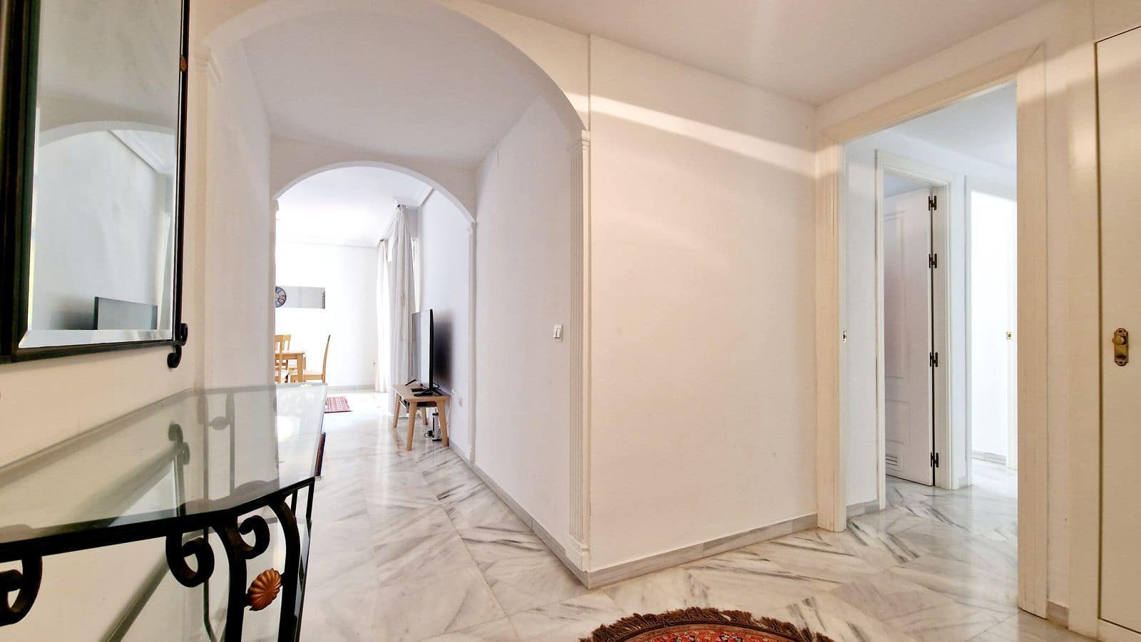 2 makuuhuone Huoneisto myytävänä paikassa Nueva Andalucia - 339 000 € (Ref: 9812112)