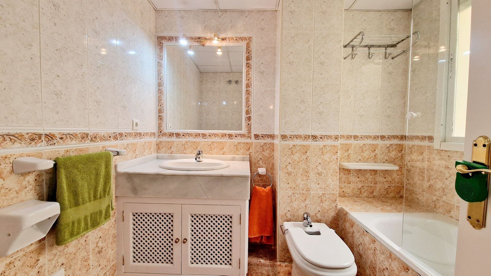 2 makuuhuone Huoneisto myytävänä paikassa Nueva Andalucia - 339 000 € (Ref: 9812112)