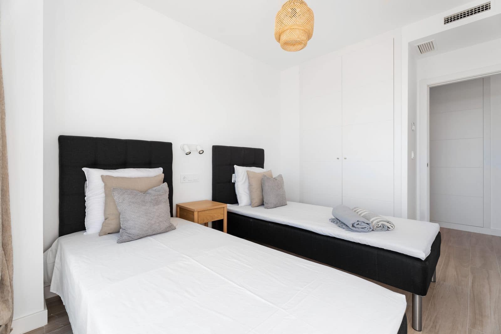 4 makuuhuone Huoneisto myytävänä paikassa La Cala de Mijas - 949 000 € (Ref: 9812113)