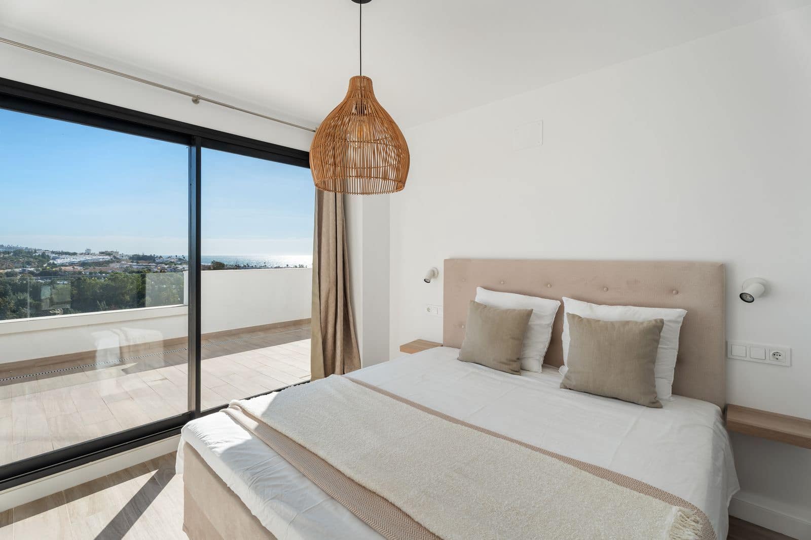 4 makuuhuone Huoneisto myytävänä paikassa La Cala de Mijas - 949 000 € (Ref: 9812113)