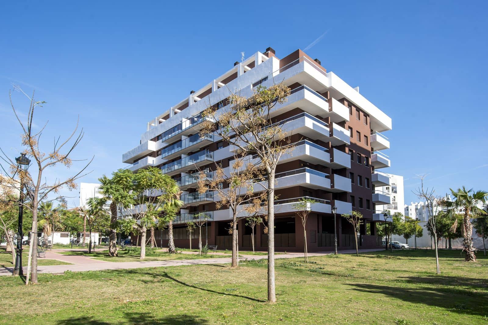 3 chambre Appartement à vendre à Estepona - 430 000 € (Ref: 9812114)