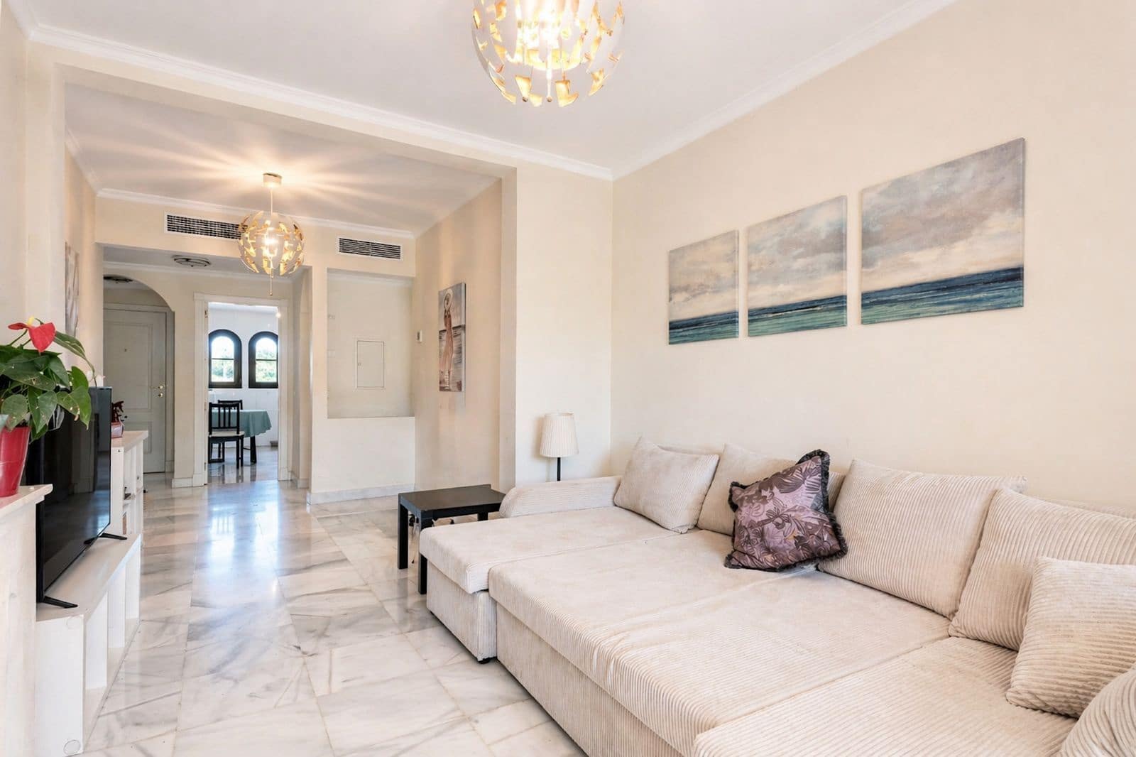 2 slaapkamer Appartement te koop in Estepona - € 450.000 (Ref: 9812116)