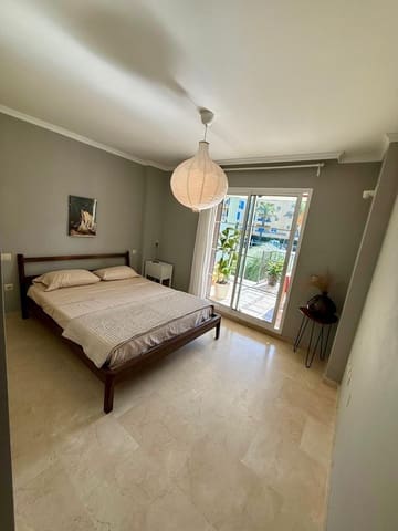 4 sovrum Lägenhet till salu i Sotogrande Costa, San Roque - 720 000 € (Ref: 9812119)