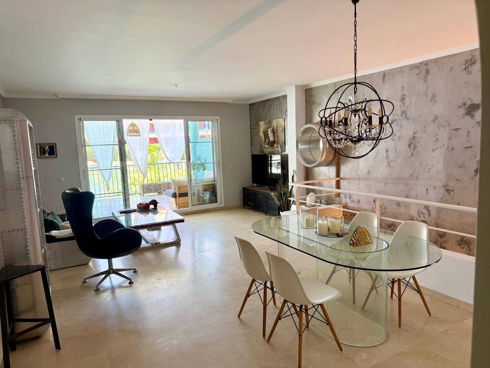 Apartamento de 4 habitaciones en Sotogrande en venta - 720.000 € (Ref: 9812119)