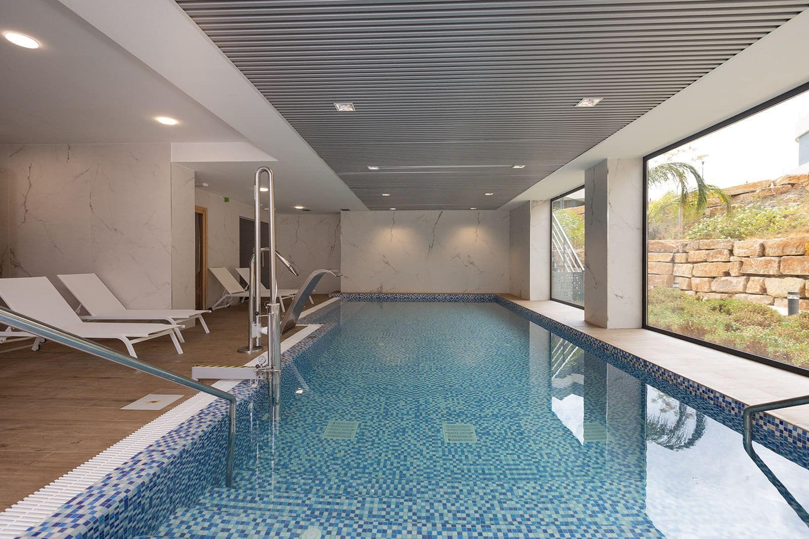 2 sovrum Lägenhet till salu i New Golden Mile - 480 000 € (Ref: 9812122)