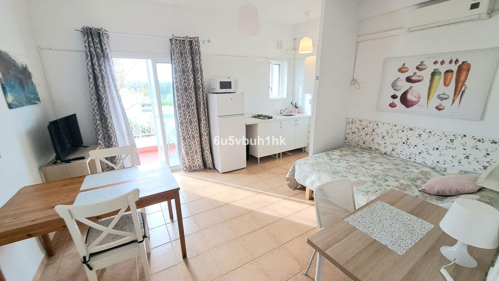 24 bedroom Townhouse for sale in Malaga city - € 1,790,000 (Ref: 9812123)