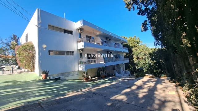 24 bedroom Townhouse for sale in Málaga city - € 1,790,000 (Ref: 9812123)