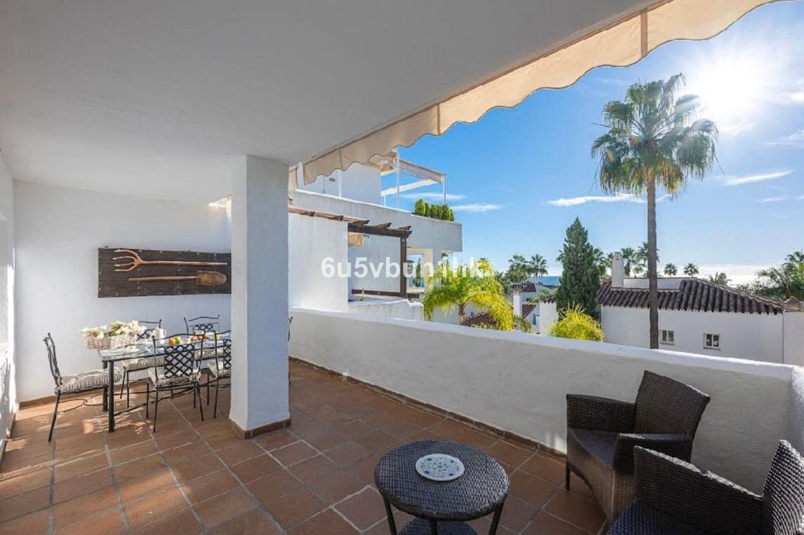 4 soveværelse Lejlighed til salg i Bahia de Marbella - € 1.350.000 (Ref: 9812124)