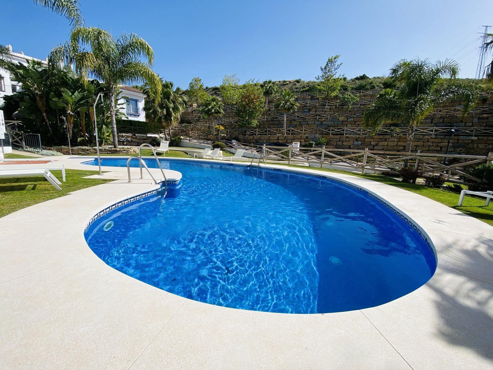 3 quarto Apartamento para venda em Benahavis - 619 000 € (Ref: 9812125)