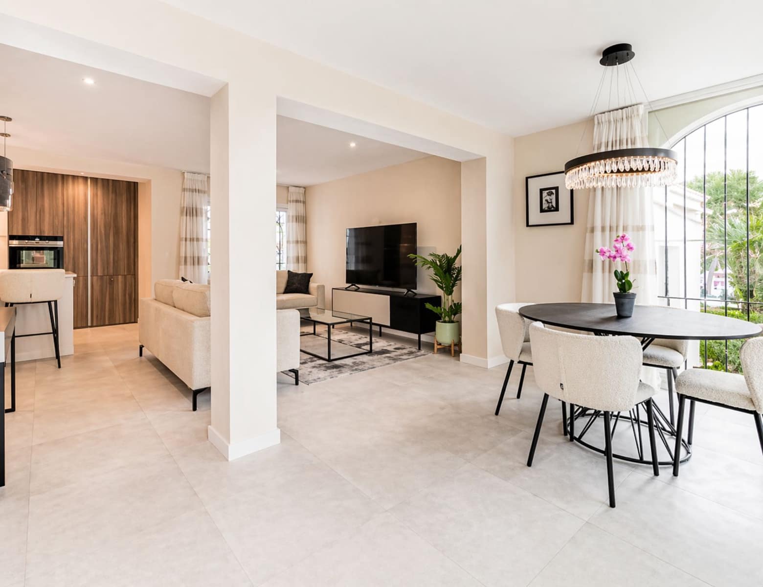 2 quarto Apartamento para venda em Benahavis - 379 000 € (Ref: 9812126)