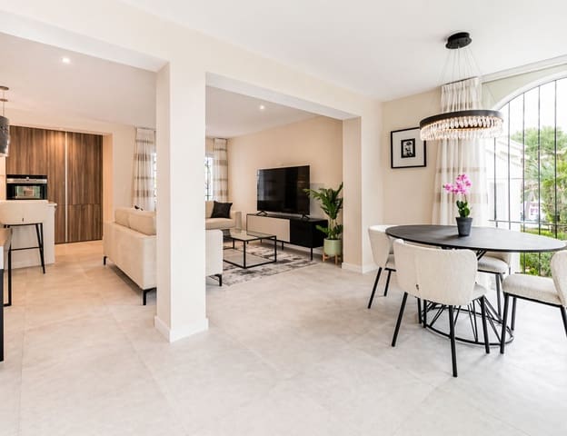 2 quarto Apartamento para venda em El Paraíso, Benahavís - 379 000 € (Ref: 9812126)