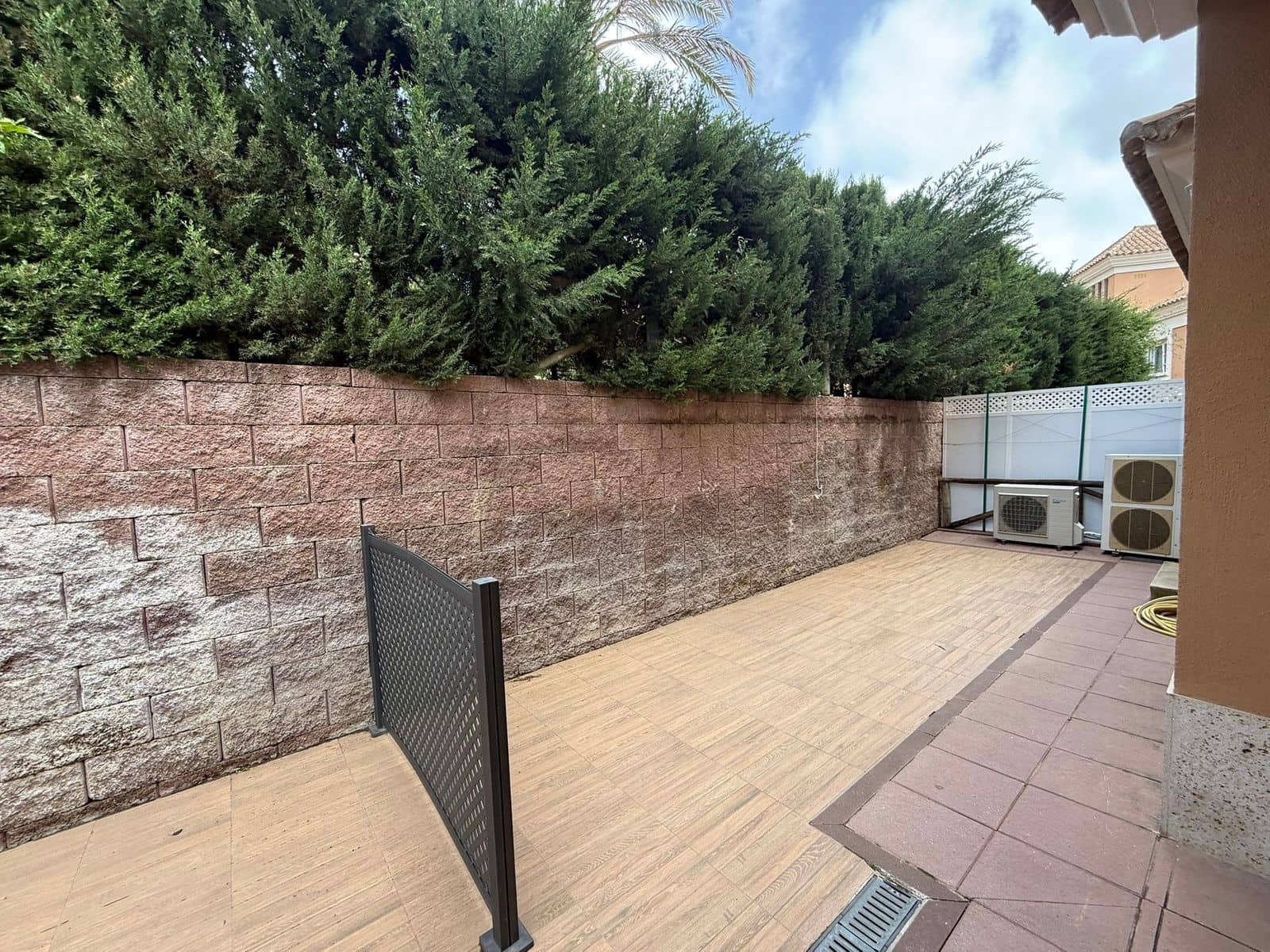 3 bedroom Townhouse for sale in Marbella - € 1,100,000 (Ref: 9812131)