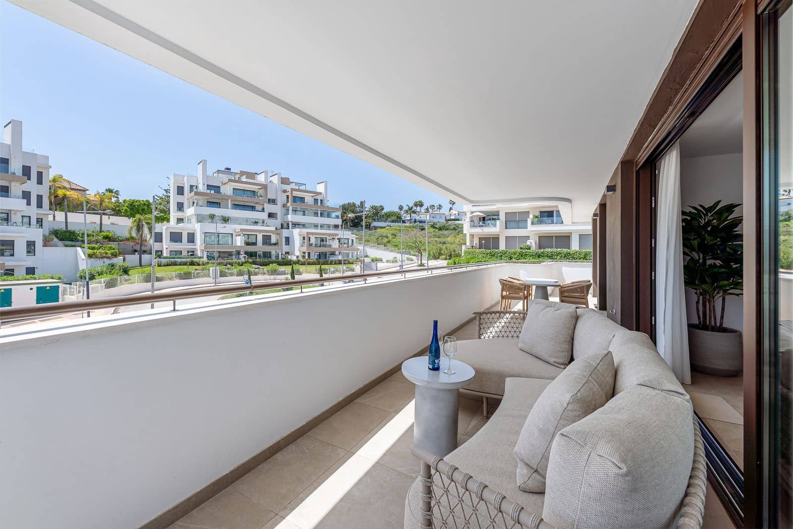 3 sovrum Lägenhet till salu i Estepona - 659 000 € (Ref: 9812140)